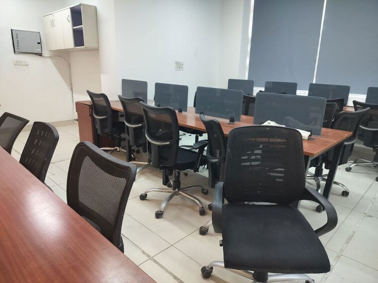Team Area, sector 2 Commercial Office Space 900 Sq.Ft. In Sector 2 Noida 10733484