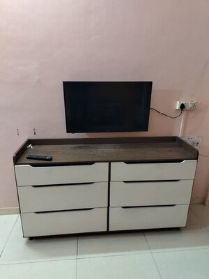 Furnished Amenities in 2 BHK Apartment at Surobhi Kinara Apartment, Tingre Nagar – for Rent