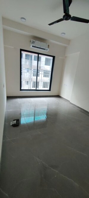 Bedroom in 2 BHK Apartment at Chembur – for Rent