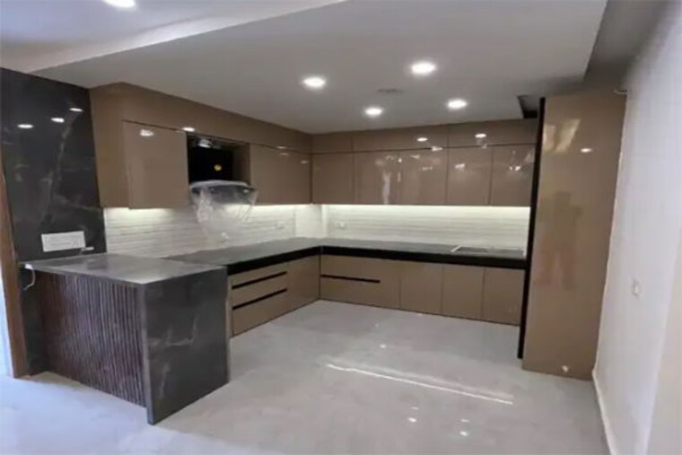 Kitchen, janakpuri 4 Bedroom 325 Sq.Yd. Builder Floor In Janakpuri Delhi 10733489