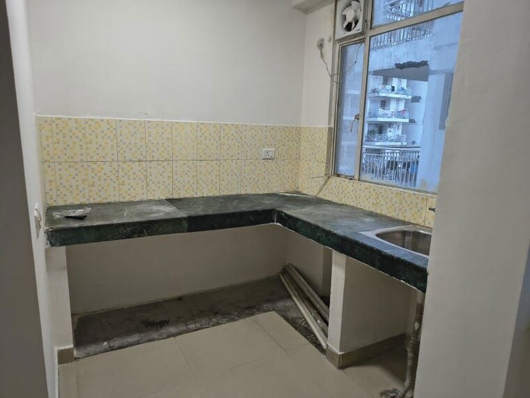 Kitchen, zara-aavaas 2 Bedroom 777 Sq.Ft. Apartment In Sector 104 Gurgaon 10733497