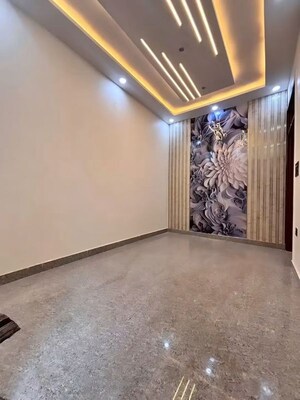 Room in 2.5 BHK Independent House at Uttam Nagar – for Sale