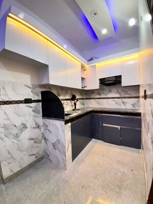 Team Area in 2.5 BHK Independent House at Uttam Nagar – for Sale