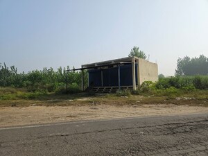  Shop – Exterior View View at Bela - for Sale