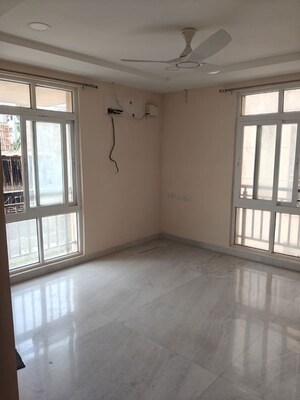 Room in 3 BHK Apartment at Aditya Empress Towers, Shaikpet – for Rent
