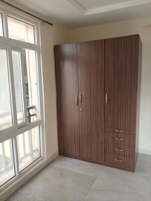 Room in 3 BHK Apartment at Aditya Empress Towers, Shaikpet – for Rent