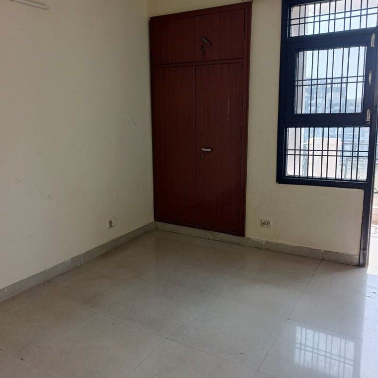 Room, srs-residency 2 Bedroom 1304 Sq.Ft. Apartment In Sector 88 Faridabad 10733530