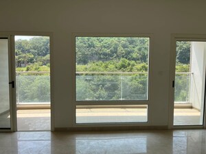 Room in 5 BHK Apartment at Sobha Nesara, Kothrud – for Rent