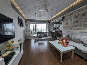 Gym in 2 BHK Apartment at Rohan Lifescapes Mirage, Matunga West – for Sale