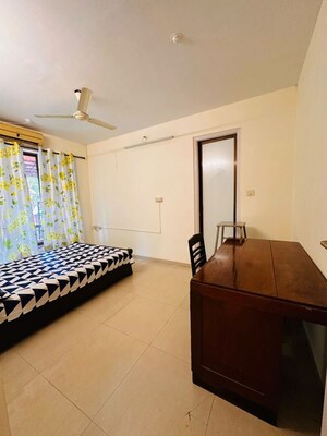 Bedroom in 2 BHK Apartment at Sindhi Society, Chembur – for Rent