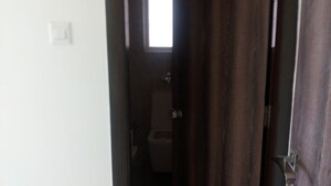 Furnished Amenities in 2 BHK Apartment at DLH Metroview, Andheri West – for Sale