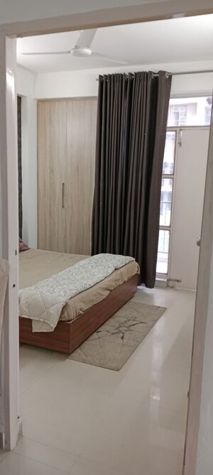 Bedroom in 3 BHK Apartment at Omaxe Heights, Sector 86 – for Rent