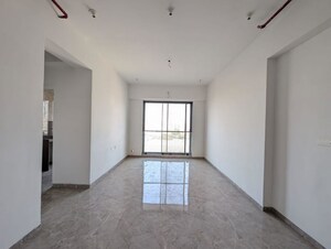 Room in 2 BHK Apartment at Jivan Prakash Apartment, Matunga West – for Sale