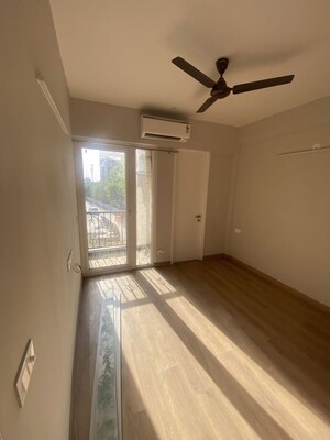 Furnished Amenities in 2.5 BHK Builder Floor at Signature Global City 81, Sector 81 – for Sale