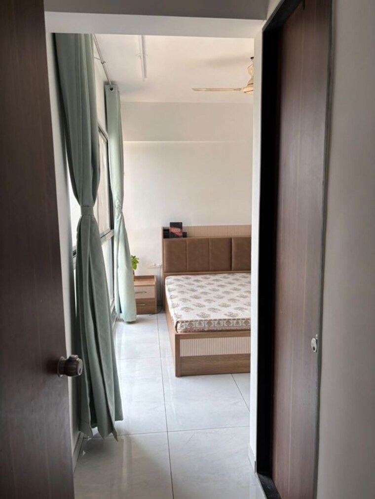 Master Bedroom, mantra-mirari 2.5 Bedroom 900 Sq.Ft. Apartment In Koregaon Park Pune 10733582