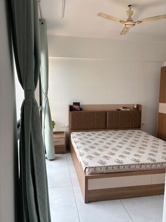 2.5 BHK +  900 Sq.Ft. Apartment in Mantra Mirari