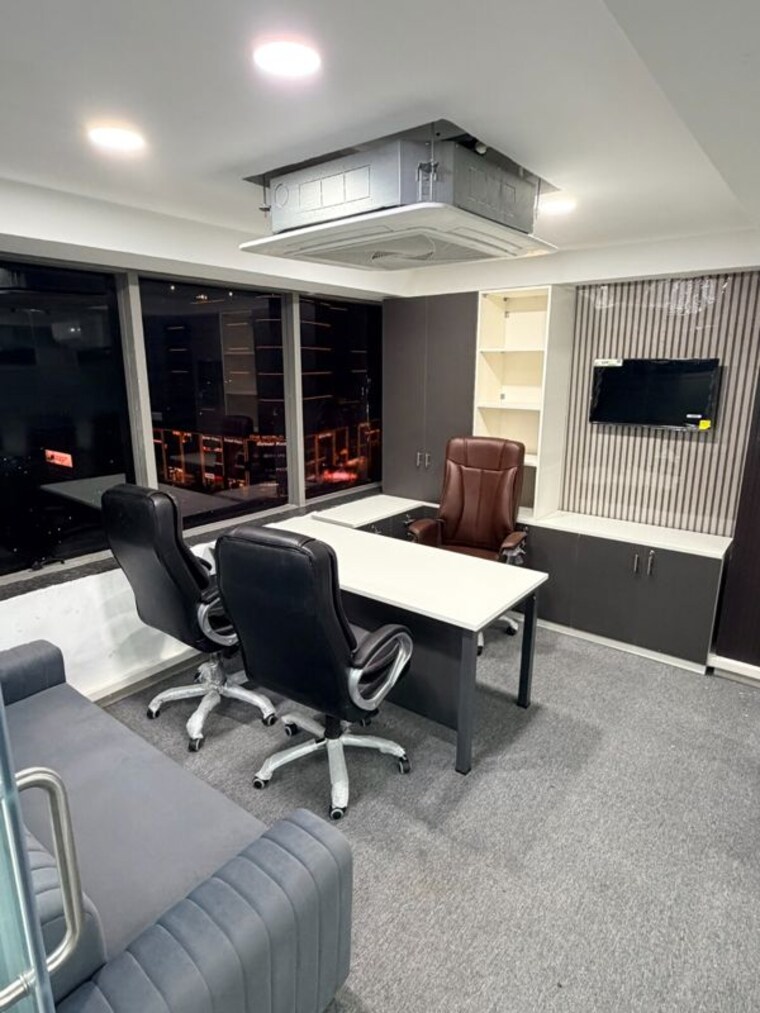 Team Area, shivalik-shilp Commercial Office Space 2995 Sq.Ft. In Sanidhya Ahmedabad 10733684