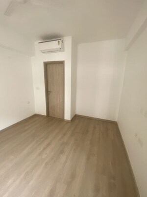 Room in 3.5 BHK Builder Floor at DLF Gardencity Enclave, Sector 93 – for Sale