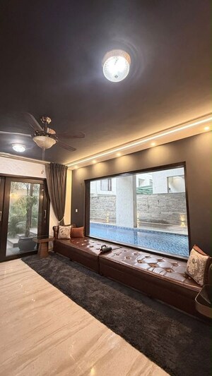 Bedroom in 4 BHK Villa at Embassy Grove, Kodihalli – for Sale