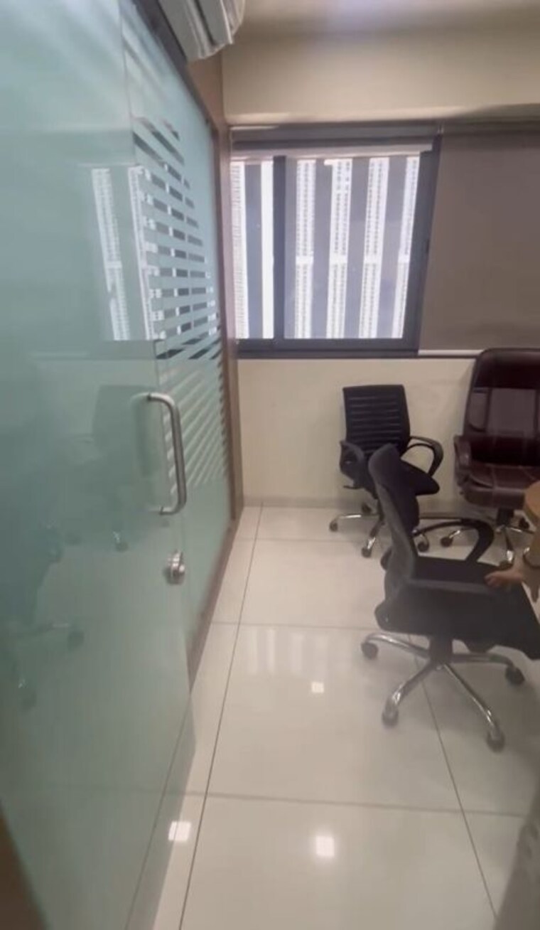 Team Area, gota Commercial Office Space 610 Sq.Ft. In Gota Ahmedabad 10733704