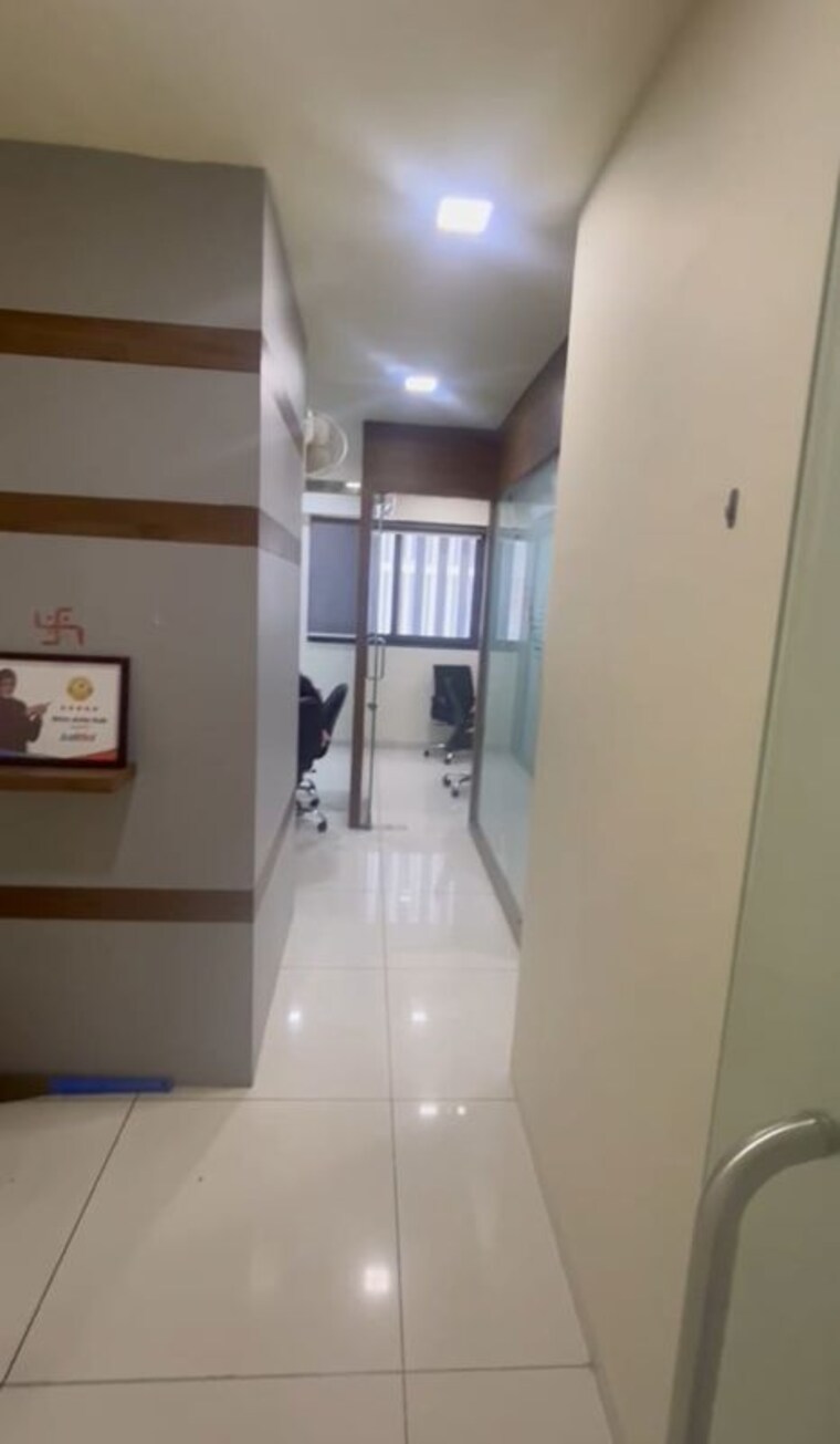 undefined, gota Commercial Office Space 610 Sq.Ft. In Gota Ahmedabad 10733704