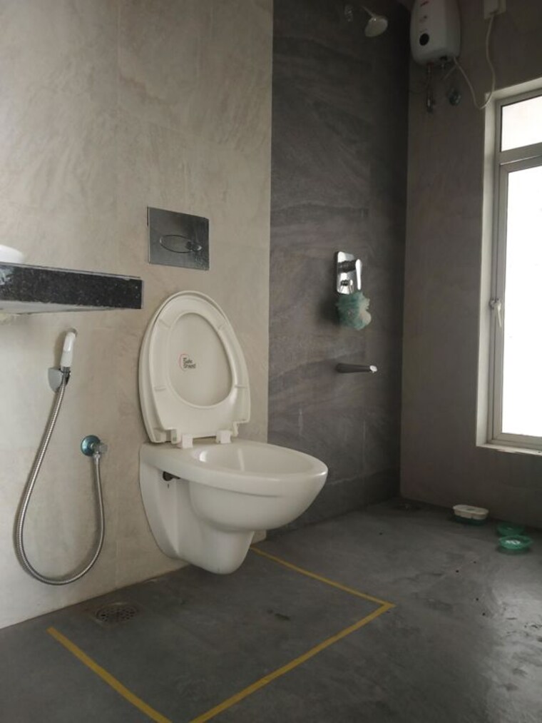 Bathroom, anu-smera-celeste 3 Bedroom 804 Sq.Ft. Apartment In Chembur Mumbai 10733712