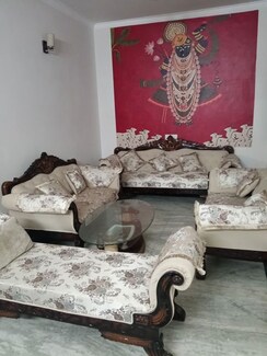 2 BHK +Builder Floor For Rent in Garima Vihar Apartments