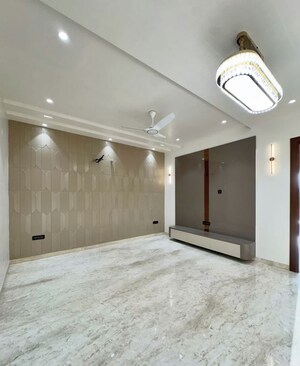 Building Lobby in 3 BHK Builder Floor at New Industrial Township 2 – for Sale