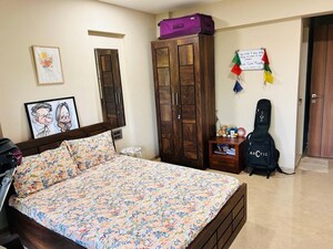 Bedroom in 2 BHK Apartment at Diamond Garden, Chembur – for Rent