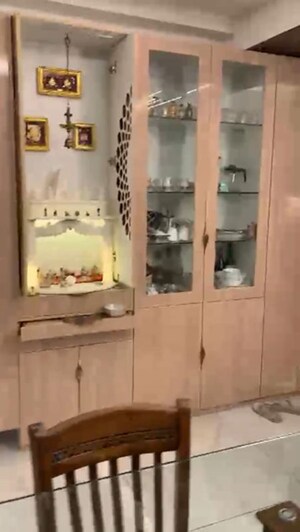 Living Room in 3 BHK Apartment at Chembur – for Rent