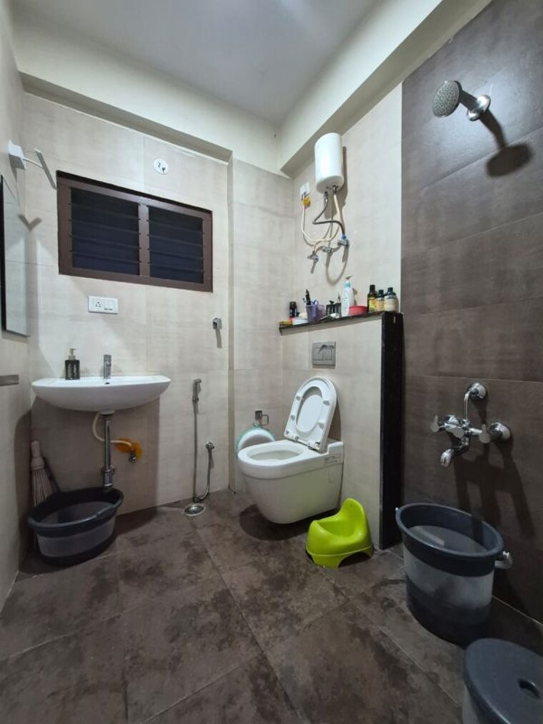 Bathroom, mico layout 2 Bedroom 1200 Sq.Ft. Builder Floor In Mico Layout Bangalore 10733780