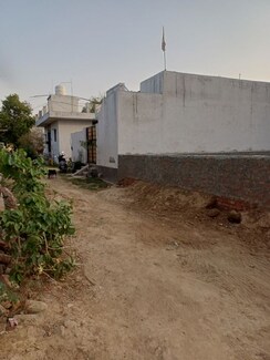Plot For Sale in Kanwara Village