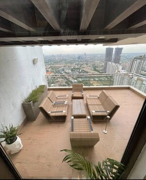 Team Area in 3.5 BHK Apartment at M3M Golf Estate, Sector 65 – for Rent