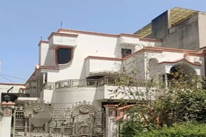 6+ BHK Villa – Exterior View View at Janakpuri - for Sale