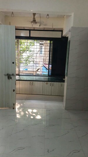 Room in 1 BHK Apartment at Sukratara Apartment, Vile Parle East – for Rent