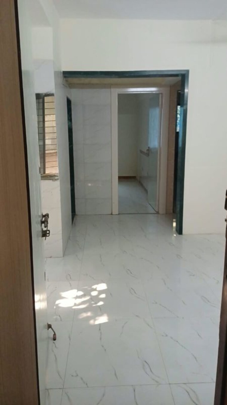 Bathroom, sukratara-apartment 1 Bedroom 650 Sq.Ft. Apartment In Vile Parle East Mumbai 10733838