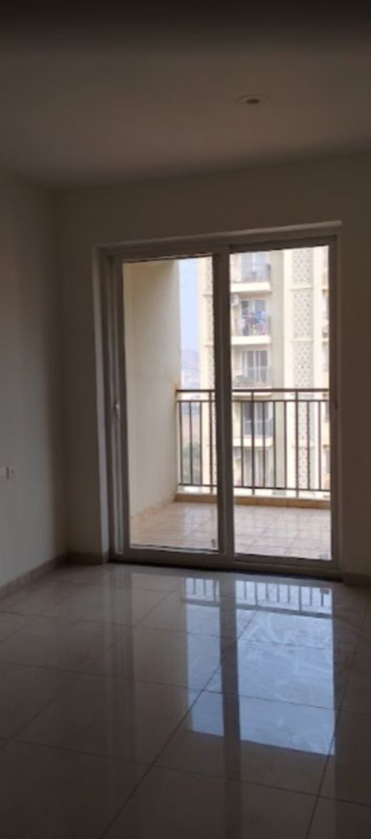 Room, jkg-palm-court 3 Bedroom 1520 Sq.Ft. Apartment In Sector 16c Greater Noida Greater Noida 10723753