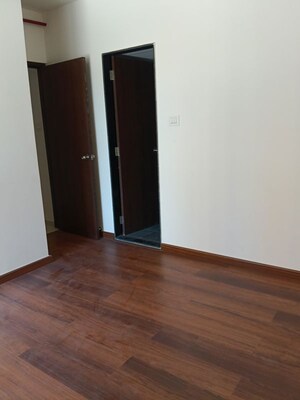 Room in 2 BHK Apartment at Shapoorji Pallonji Joyville Hadapsar Annexe, Hadapsar – for Rent