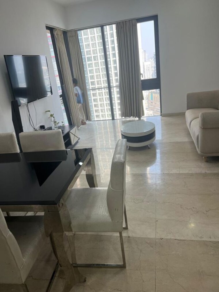 Bathroom, lower parel 2 Bedroom 700 Sq.Ft. Apartment In Lower Parel Mumbai 10733883