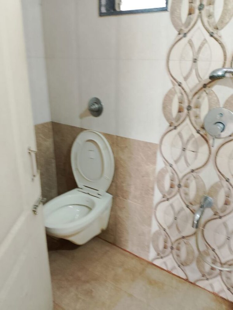 Bathroom, mahavir-heritage-chs 2 Bedroom 1250 Sq.Ft. Apartment In Kharghar Sector 35g Navi Mumbai 10733785