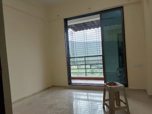 Room in 2 BHK Apartment at Mahavir Heritage CHS, Kharghar Sector 35g – for Rent