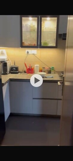 2.5 BHK +Apartment For Rent in The Center Court