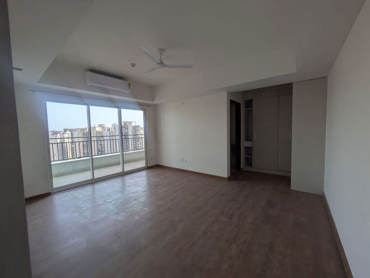 Room, dlf-privana-south 4 Bedroom 3577 Sq.Ft. Apartment In Sector 76 Gurgaon 10733908