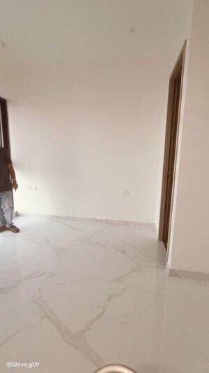 Staircase in 1 BHK Apartment at Prescon Midtown Bay, Mahim West – for Rent