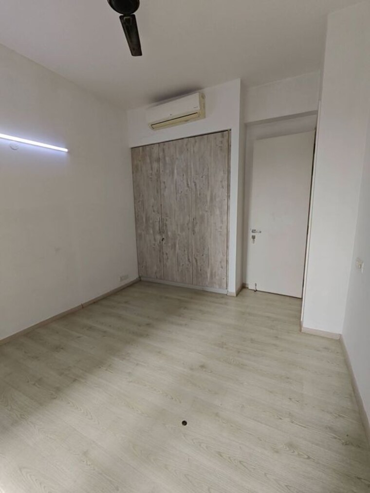 Room, ireo-skyon 3 Bedroom 2045 Sq.Ft. Apartment In Sector 60 Gurgaon 10733924