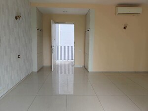 Building Lobby in 3 BHK Apartment at Ireo Skyon, Sector 60 – for Rent