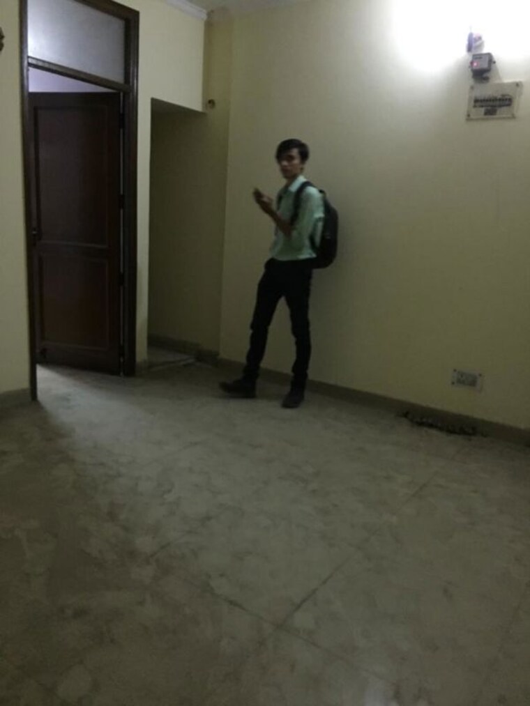 Room, sarita vihar 1.5 Bedroom 450 Sq.Ft. Independent House In Sarita Vihar Delhi 10733937