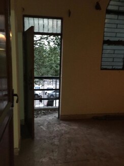 1.5 BHK +Independent House For Rent in Sarita Vihar