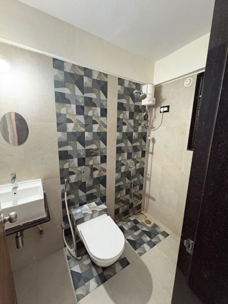 Team Area, vr-bhoomi-acre-i-wing 2 Bedroom 648 Sq.Ft. Apartment In Waghbil Thane 10733915