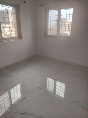 Room in 2 BHK Apartment at Chiraundi – for Rent